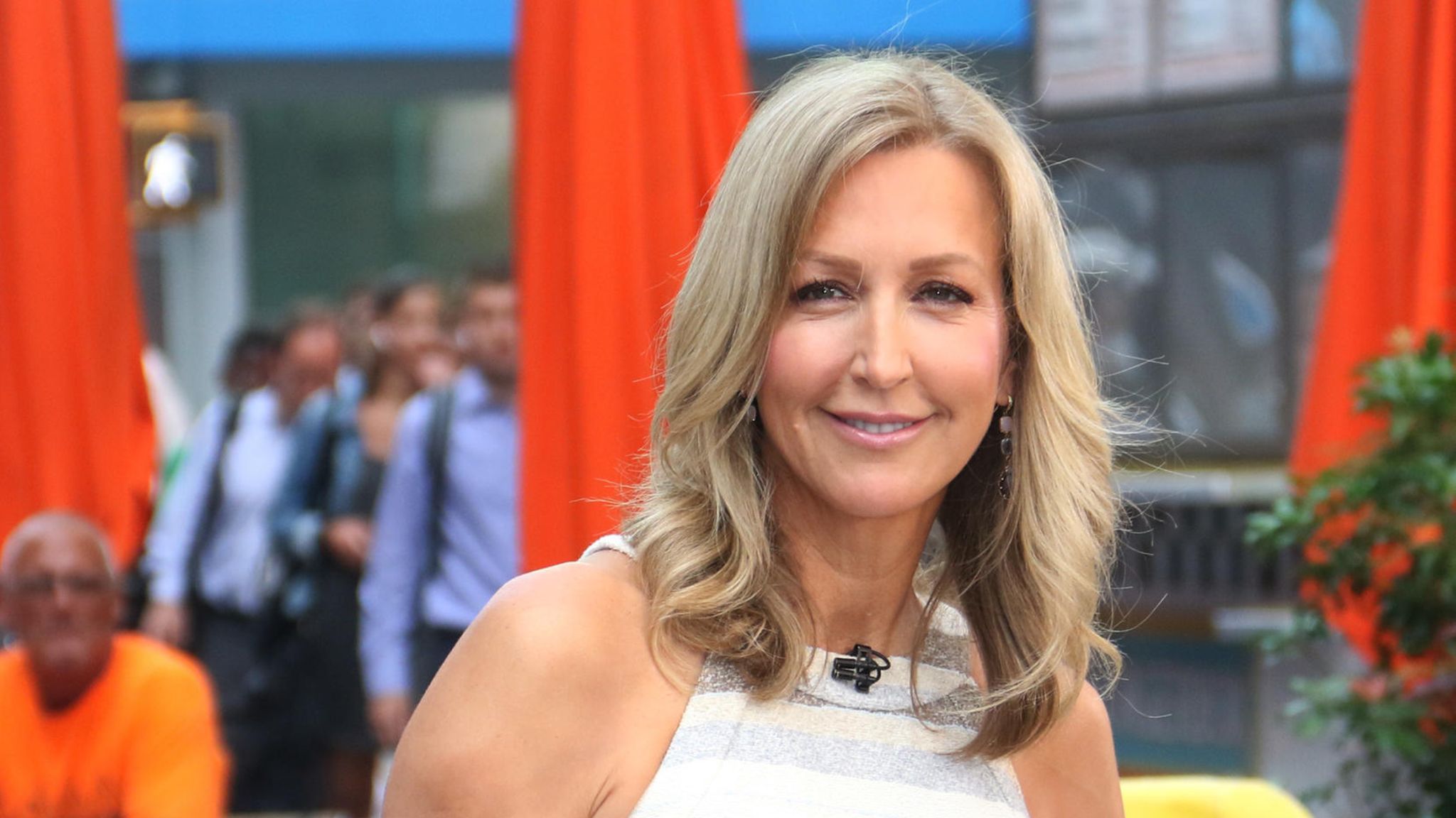 Lara Spencer: US-Moderatorin entschuldigt sich für Ballett-Kommentar zu  Prinz George | STERN.de