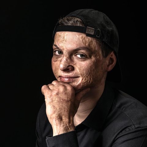 Adrian Esper (20)