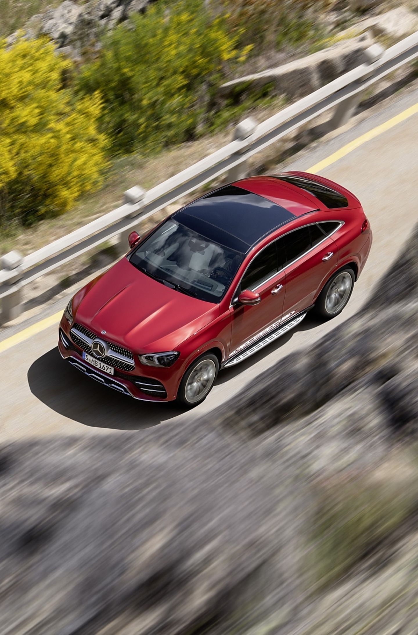 Das Mercedes GLE Coupé ist 4,939 Meter lang