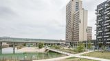 Das neue "Hoho Wien" liegt in der Seestadt im Nordosten der österreichischen Hauptstadt.