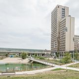 Das neue "Hoho Wien" liegt in der Seestadt im Nordosten der österreichischen Hauptstadt.