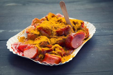 Die Currywurst wird 70