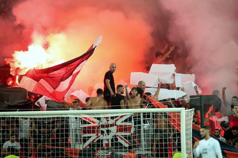Homophobe Rufe - Ligue-1-Spiel in Nizza von Schiedsrichter unterbrochen