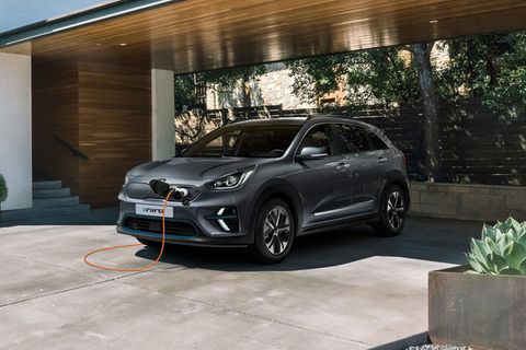 Fahrzeuge wie der e-Niro von Kia könnten sehr viel häufiger verkauft werden, wenn es denn welche gäbe.