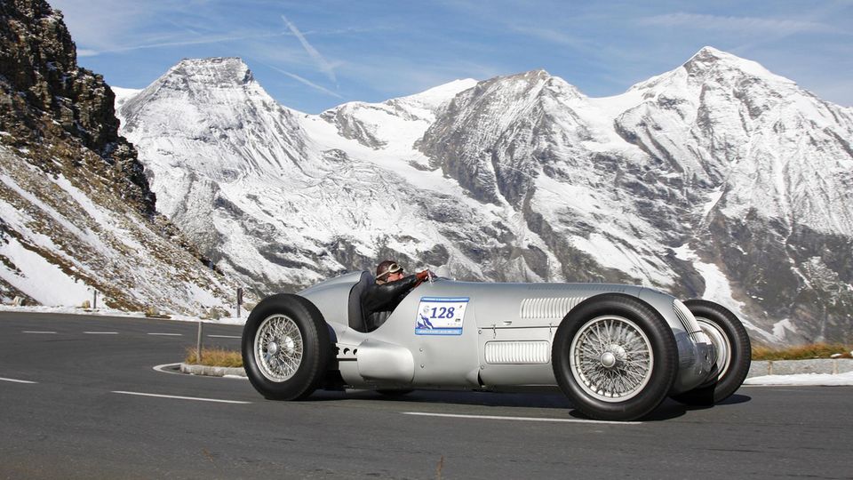 Mercedes Silberpfeil Ein Mercedes Silberpfeil
