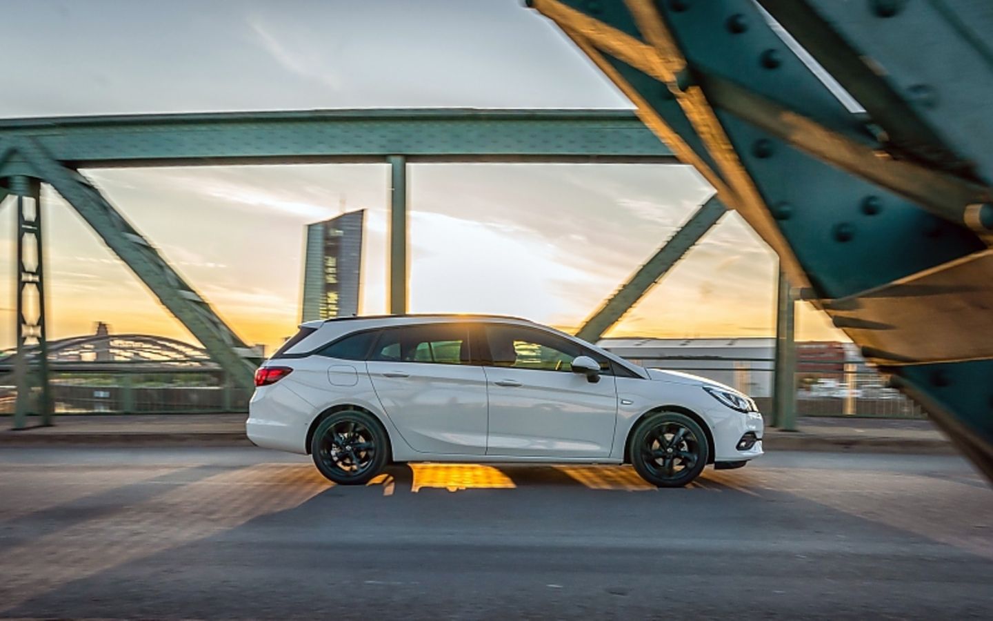 Der Opel Astra Sports Tourer ist 4,70 Meter lang