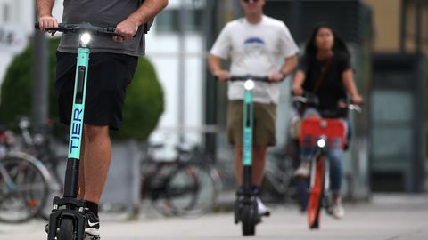 Wer mit dem Rad durch die Stadt kommt, wird auch mit dem Scooter zurechtkommen (Symbolbild)