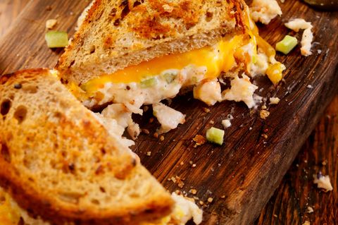 Geschmolzener Käse und knuspriges Brot: Tipps und Tricks für ein leckeres Grilled Cheese Sandwich