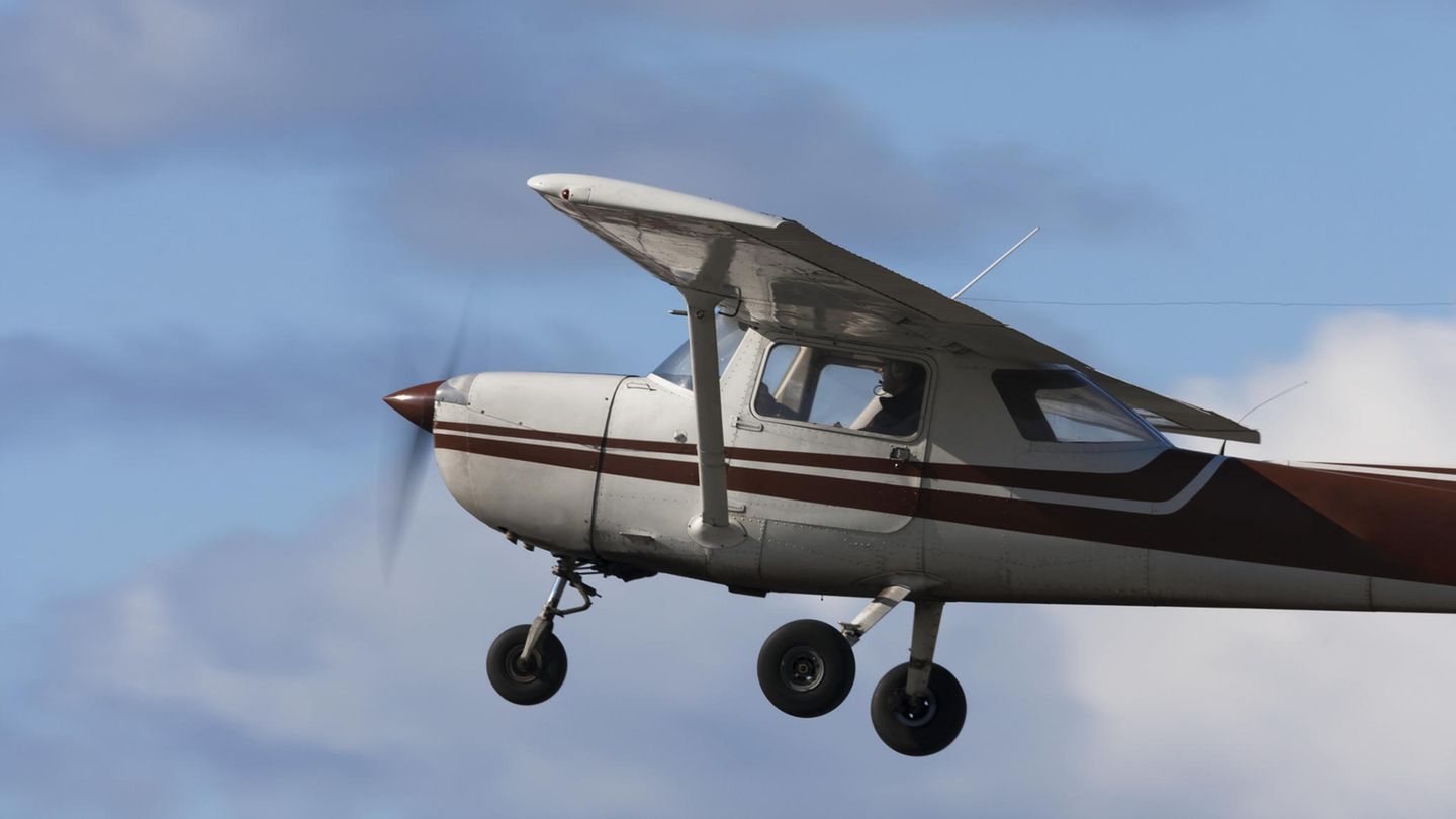 Die Cessna blieb bei der Landung durch den Flugschüler unbeschädigt (Symbolbild)