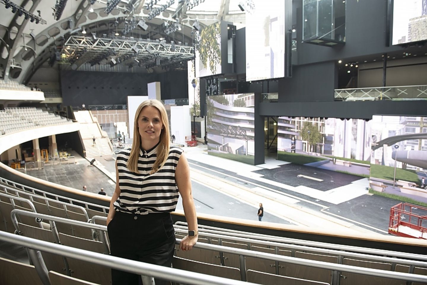 Mercedes IAA 2019 mit Bettina Fetzer