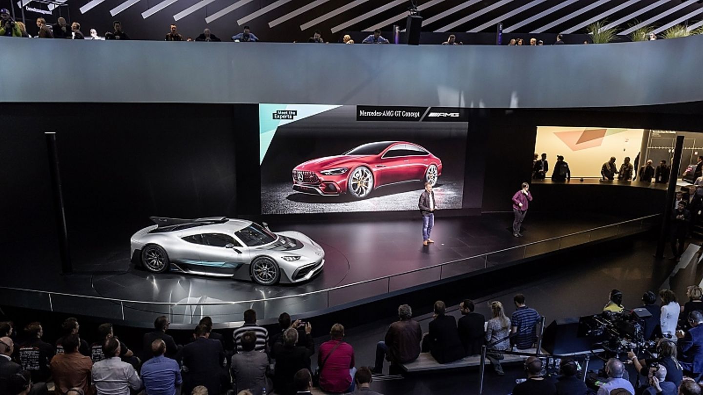 Daimler IAA historisch