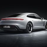 Der Porsche Taycan Turbo S hat maximal 560 kW / 761 PS