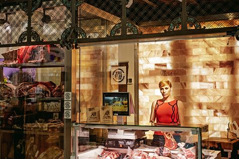 Vor Patricia Llorente Blanco fand man in Valencia kein Dry-Aged-Fleisch. Das hat sich geändert.
