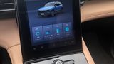 Nio ES8