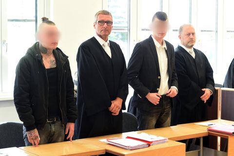 Die beiden Mörder der 18-jährige Maria vor dem Urteil im Stralsunder Landgericht