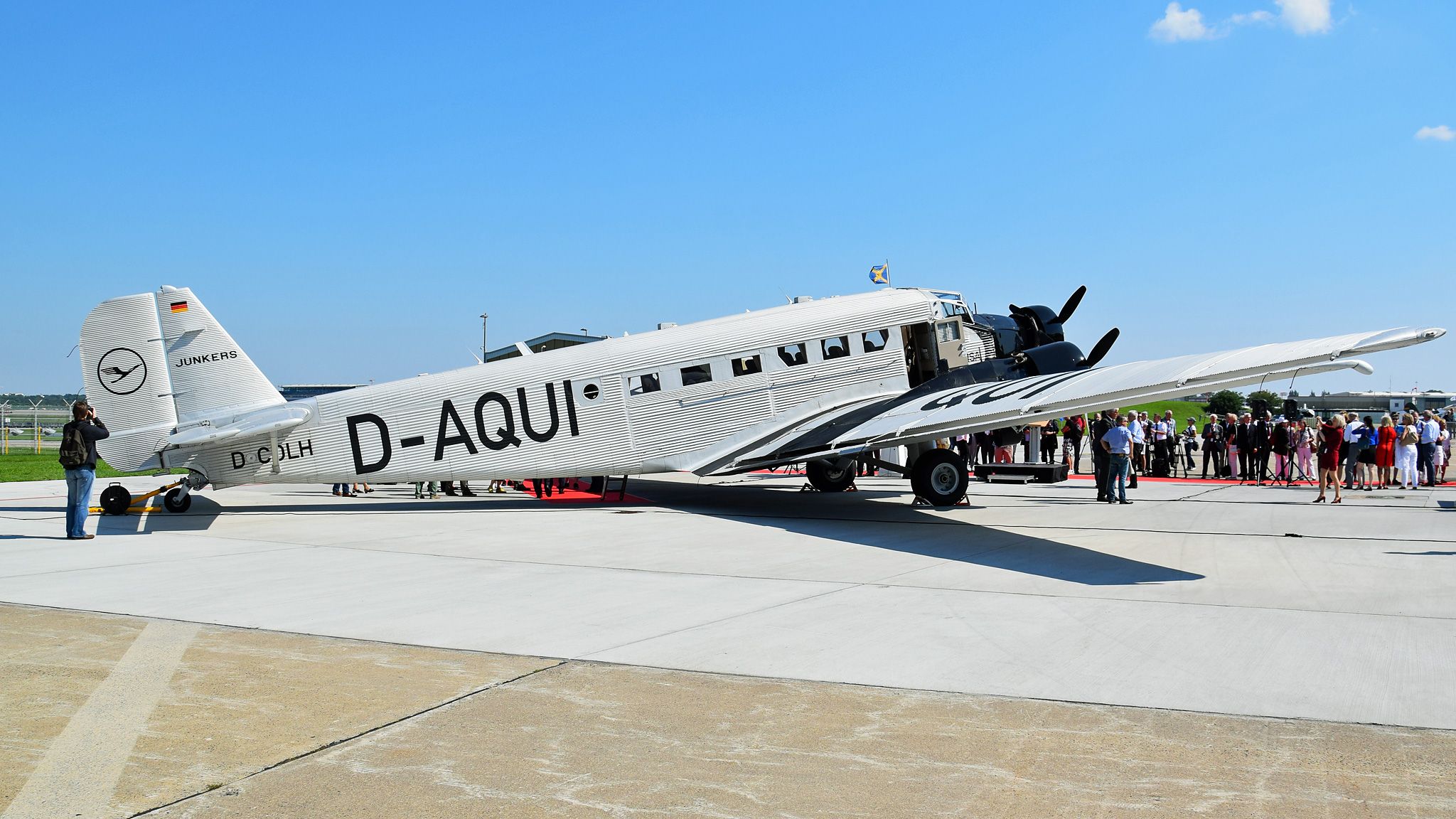 Lufthansa wird Ju52 und Lockheed Super Star einlagern STERN.de pic