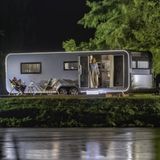 Bild 1 von 7: Mit über neun Meter Länge bietet die Astella den Platz eines Appartements.