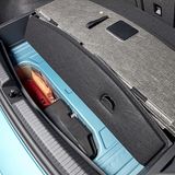 In einem Extra-Fach sind allerlei Utensilien untergebracht