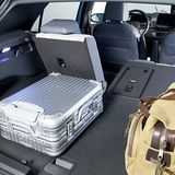 Die Lehnen der Rückbank sind geteilt umlegbar