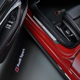 Mehr als 30 Assistenzsysteme stehen beim Audi RS 7 zur Verfügung