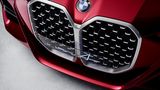 Die Niere ist deutlich vertikaler als beim BMW 7er Facelift