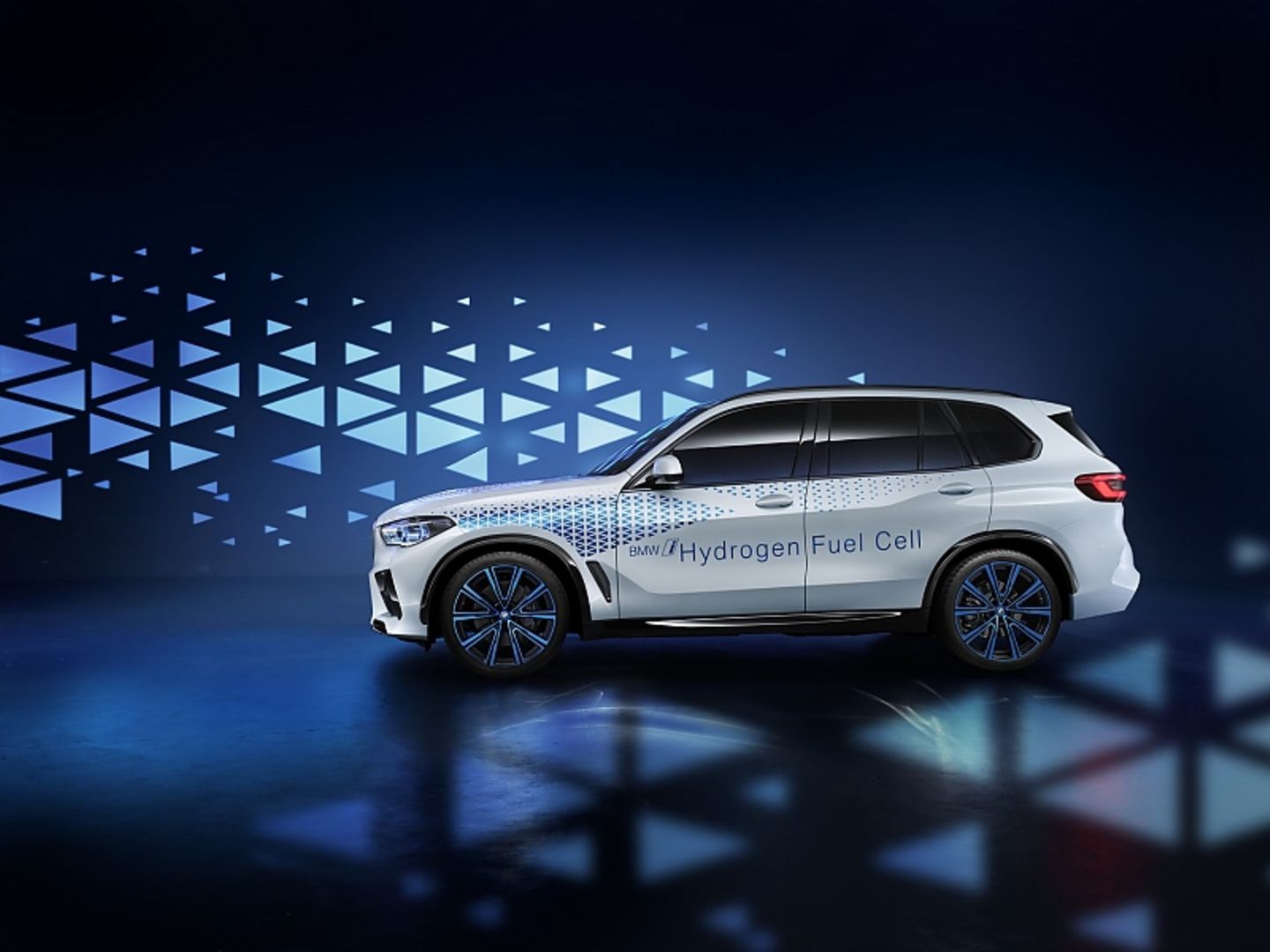 Ab 2025 will BMW Brennstoffzellenfahrzeuge in Serie herstellen, falls die Marktbedingungen