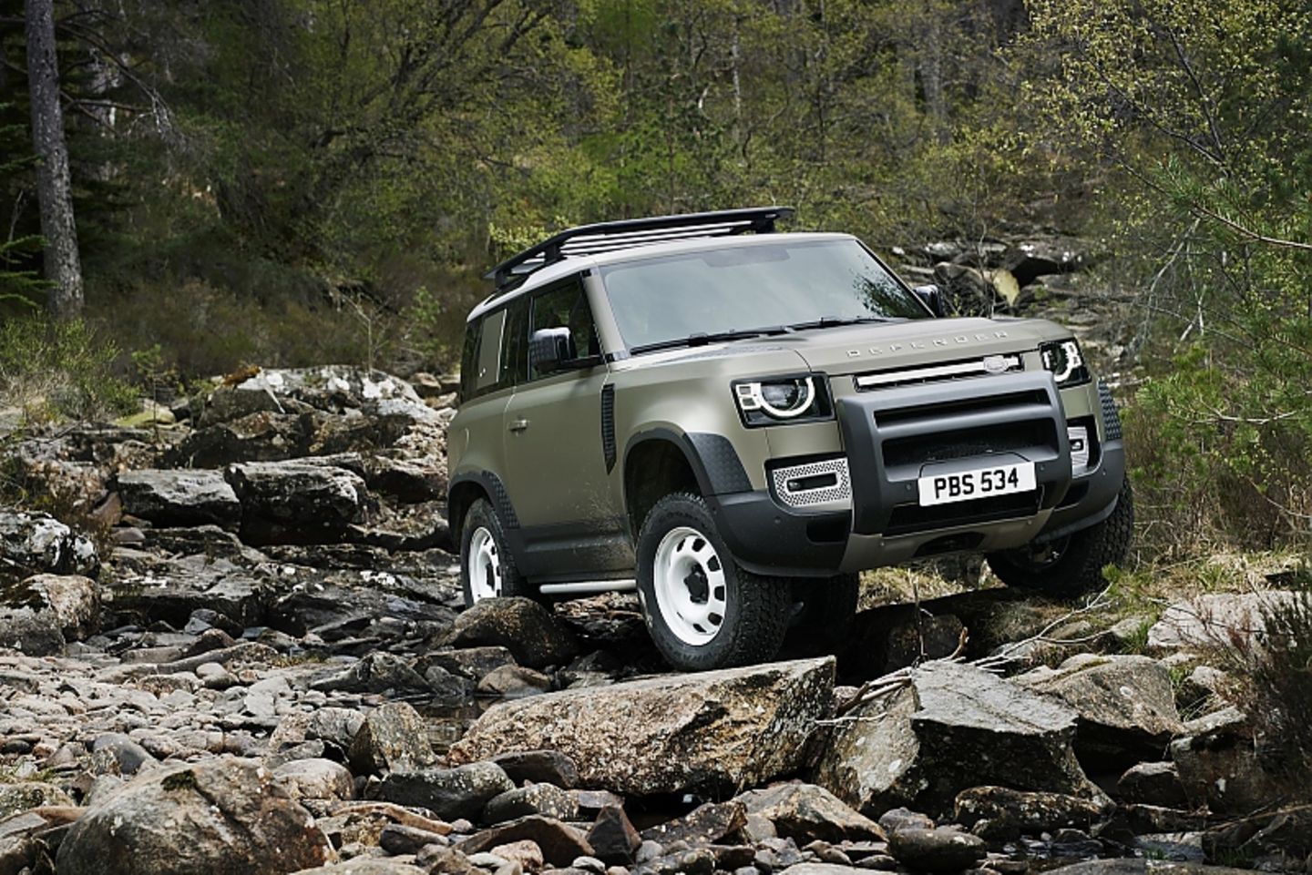 Land Rover Defender 2020