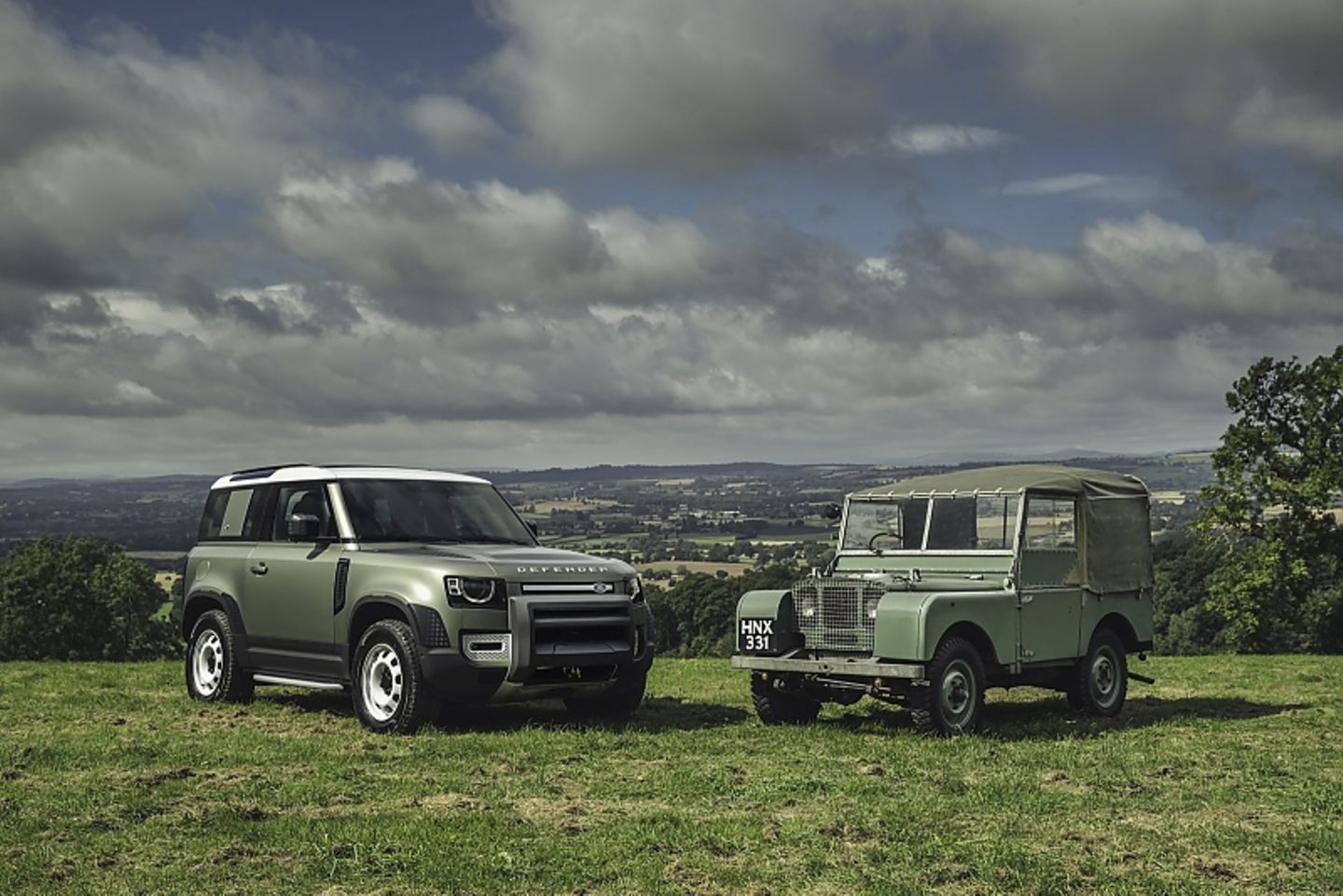 Land Rover Defender 2020