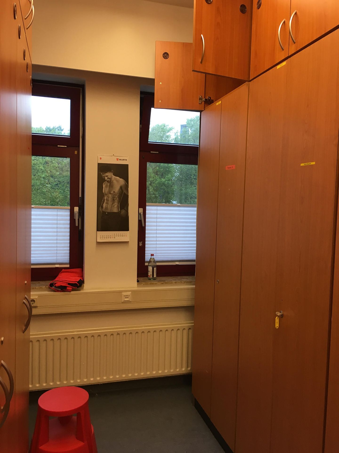 Die Frauenumkleide auf der Wache