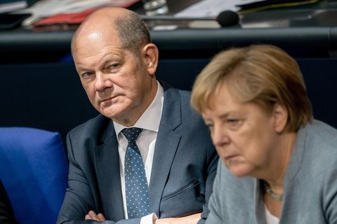 Bundesfinanzminister Olaf Scholz und Bundeskanzlerin Angela Merkel
