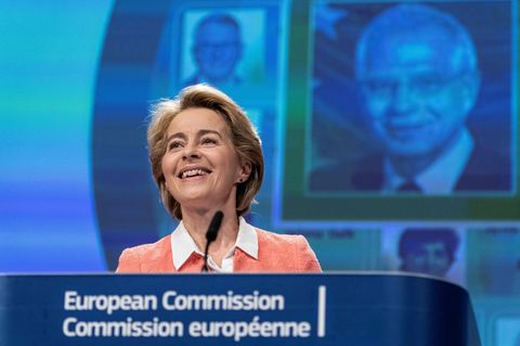 Kommissionspräsidentin Ursula von der Leyen hat die Frauenqoute in der EU-Kommission mächtig erhöht