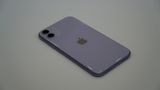 Apple-Event: ... und eines in Violet. Die beiden neuen Farben ersetzen die blauen und orangenen Modelle des Xr.
