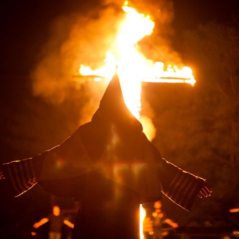 Kreuz brennt Ku Klux Klan