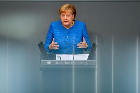 Bundeskanzlerin Angela Merkel (CDU) während der Generaldebatte