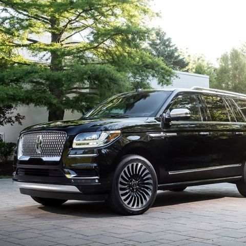 So wie den Navigator stellt man sich einen SUV vor - in Deutschland werden SUVs dieser Große allerdings kaum verkauft.