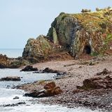 Hovs Hallar mit Höhle