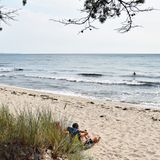 Östlich von Ystad: einer der endlosen Sandstrände hinter dem Kieferwald