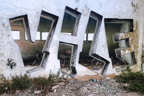 Optische Täuschung: Graffiti oder Realität? Sprayer irritiert mit verblüffender Illusion