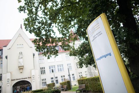 Im Sankt-Marien-Hospital in Buer wurden drei Babys mit ähnlichen Handfehlbildungen geboren.