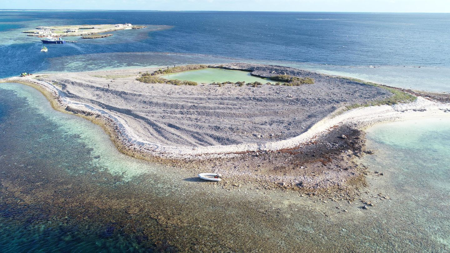 Burton Island, Australien