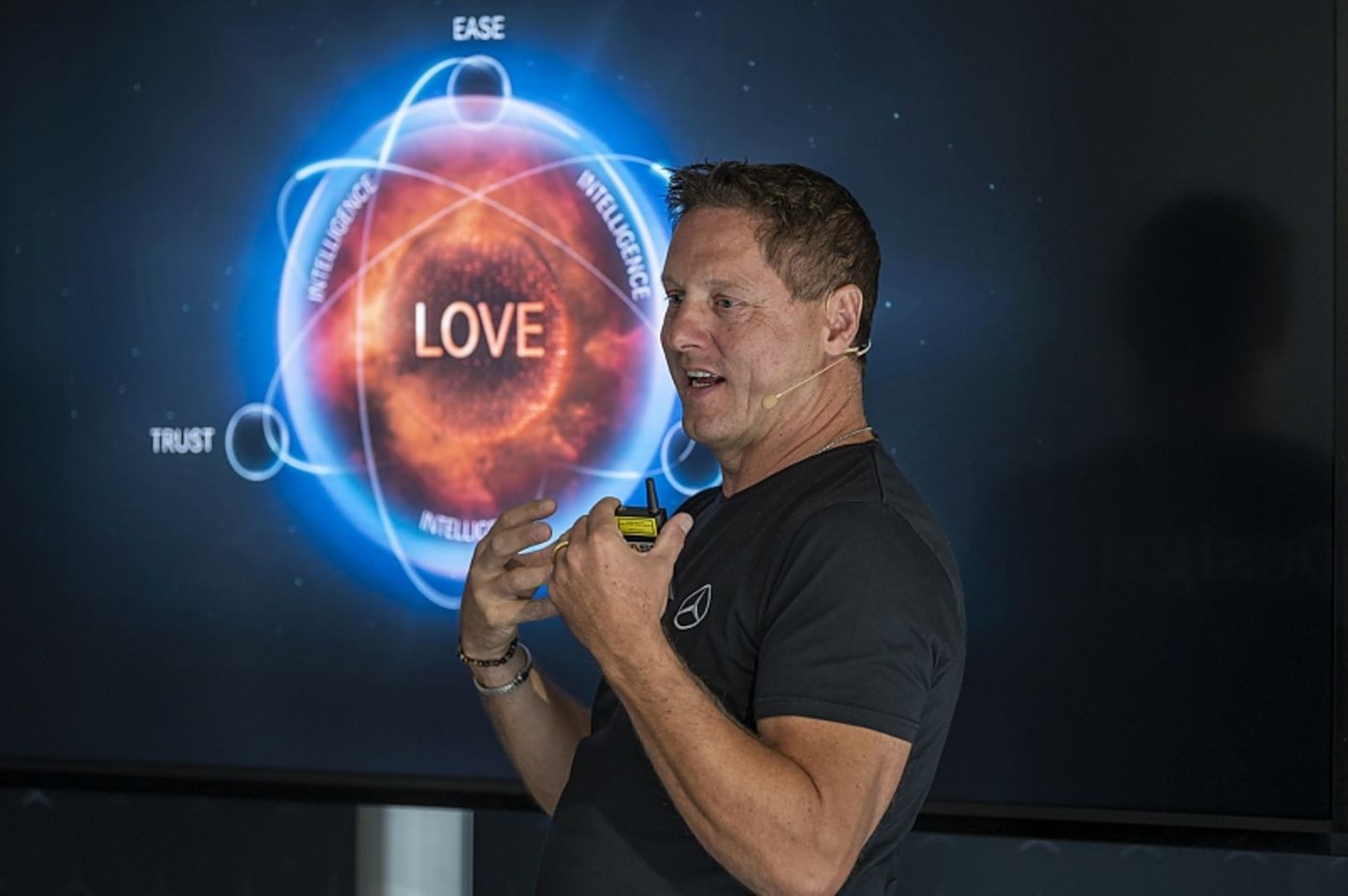 Mercedes Design-Chef Gorden Wagener verändert die Formensprache