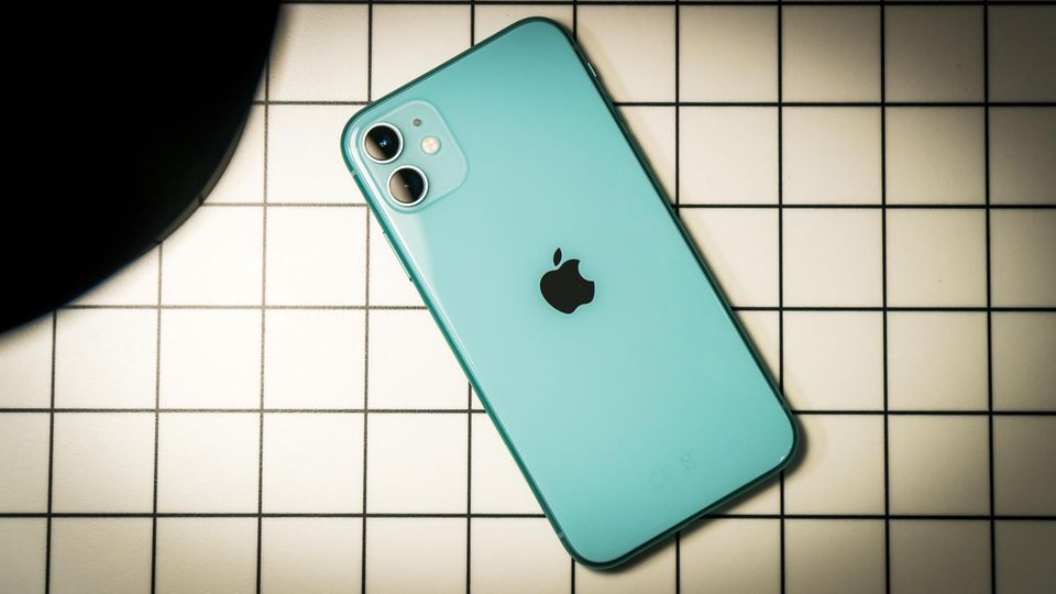 Das neue iPhone 11 im grünen Farbton. Das neue iPhone 11 im grünen Farbton.