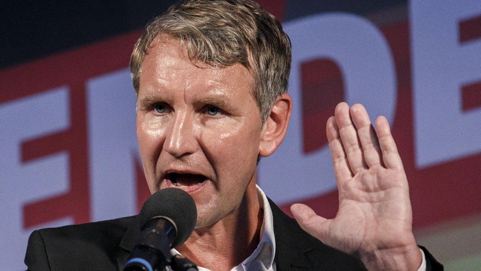 Björn Höcke bedient sich einer Sprache, die manchmal an Adolf Hitler erinnert 