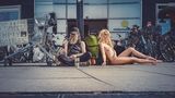 Aktfotografie: "Urban Nude": Mutige Aktfotografien im Kampf gegen den Blutkrebs