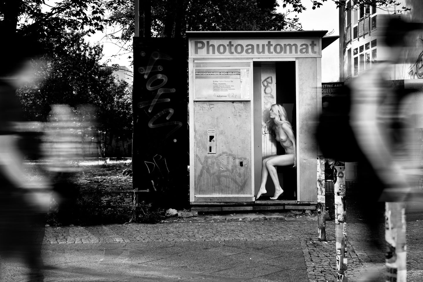 Aktfotografie: "Urban Nude": Mutige Aktfotografien im Kampf gegen den Blutkrebs