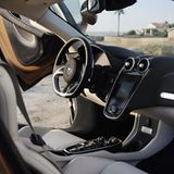 Der Fußraum ist beengt