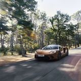 Auf Knopfdruck hebt sich die Karosserie von 110 Millimeter auf 130 Millimeter