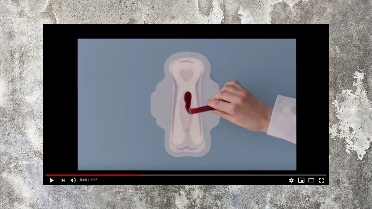 Rotes Menstruationsblut in Werbung