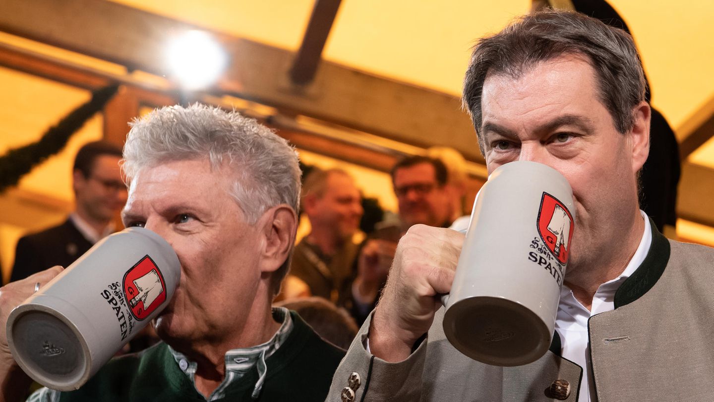 Promis auf dem Oktoberfest Markus Söder