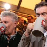 Promis auf dem Oktoberfest Markus Söder